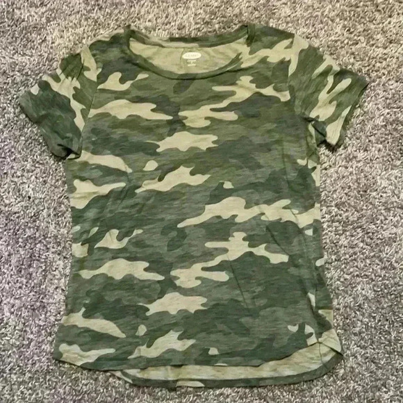 Women’s Old Navy Everywhere Tee - Size Small - Picture 1 of 1